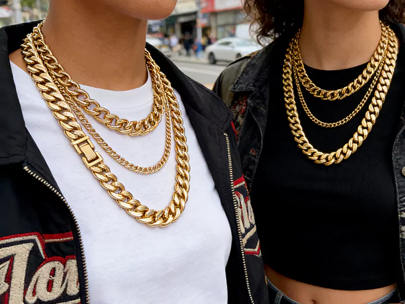 Seodra Hip Hop: Níos Mó Ná Bling Seodra Hip Hop: Níos Mó Ná Bling