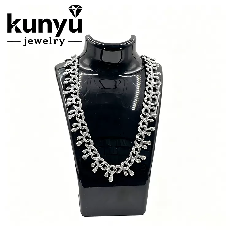 Diamond Féach Muince Chúba