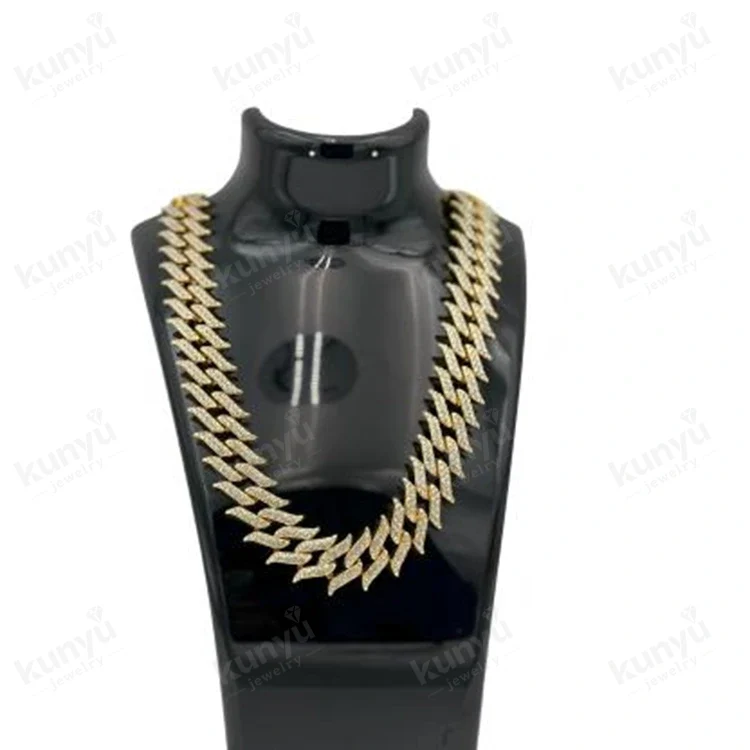 Muince Hip Hop Iced Out Muince Hip Hop Iced Out